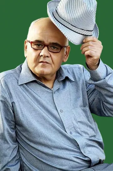 اکبر عبدی